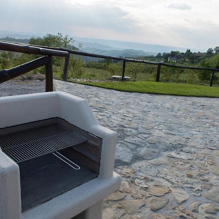 فيلا Il Casot Private House With Pool Borgomale المظهر الخارجي الصورة