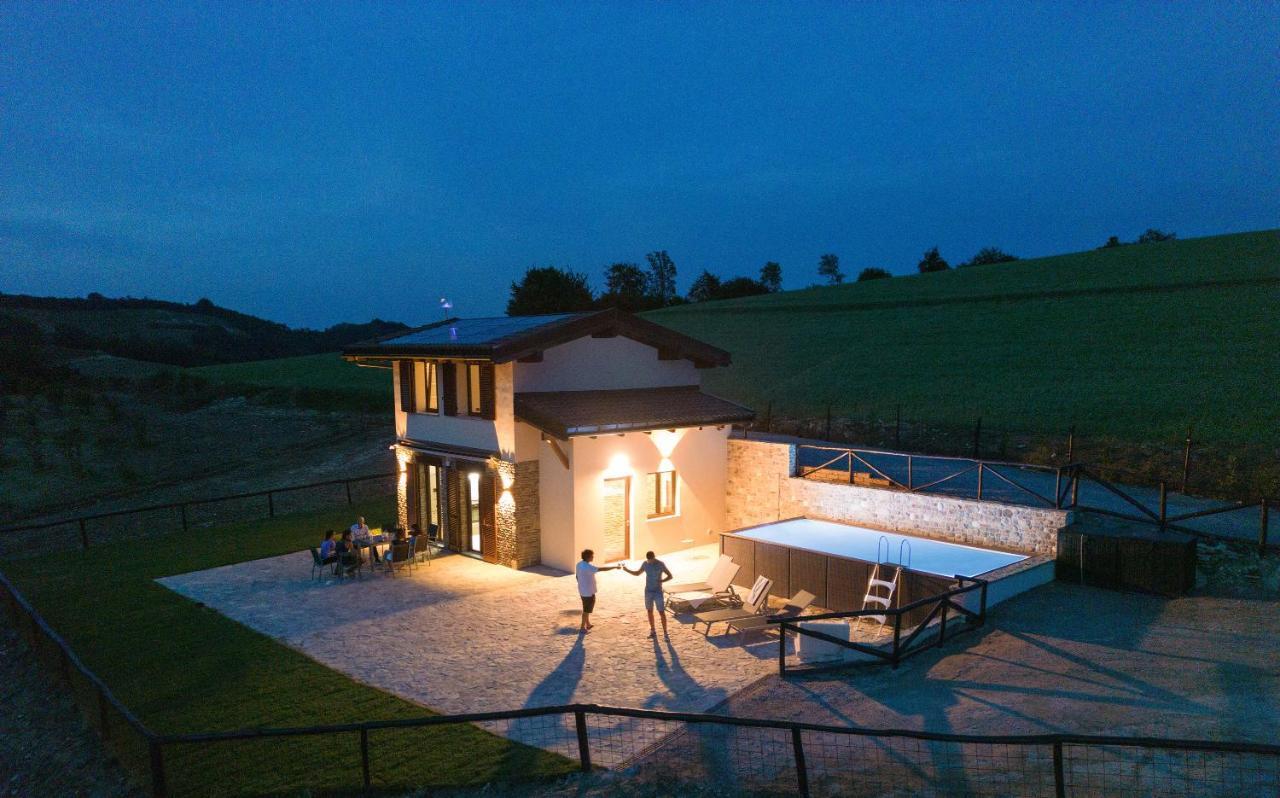 فيلا Il Casot Private House With Pool Borgomale المظهر الخارجي الصورة